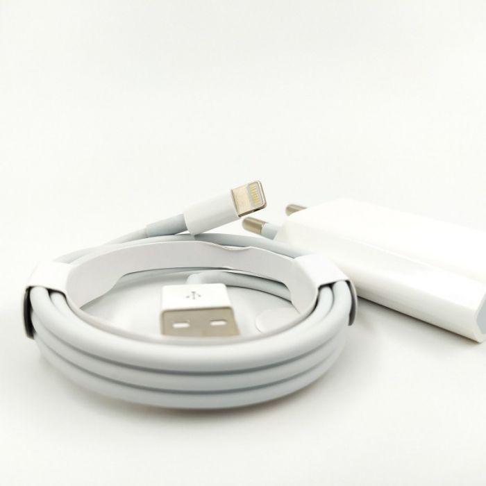 Оригинальный комплект зарядного устройства iPhone 5W