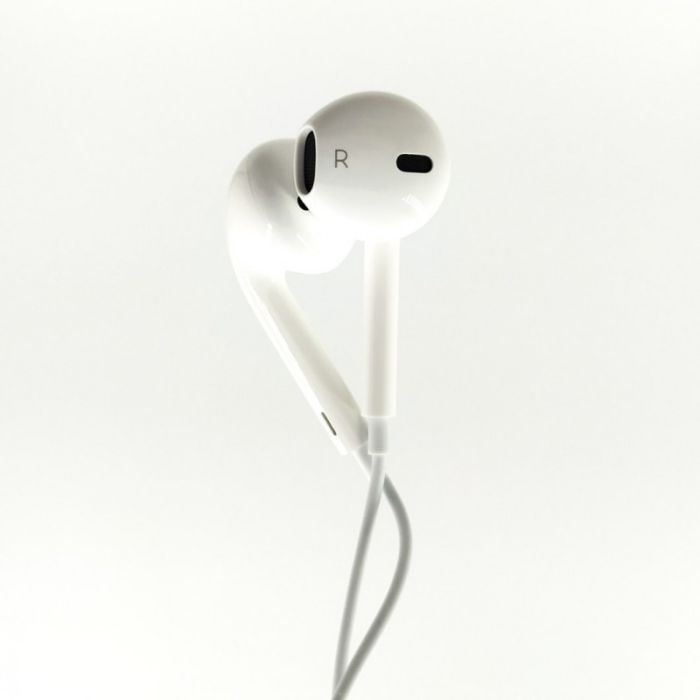 Наушники iPhone EarPods Lightning